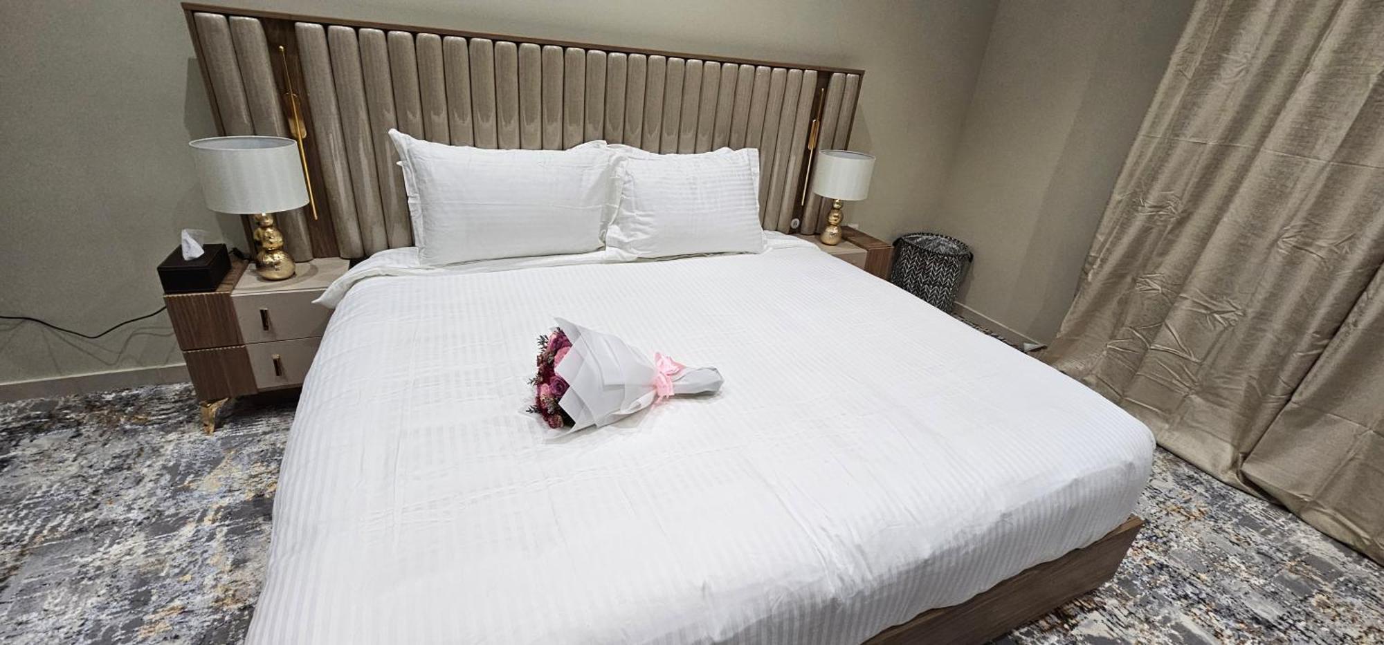 الشقق الفاخرة Modern Apartments Of 3 Bedrooms 5 Minutes To Haram Medina Kültér fotó