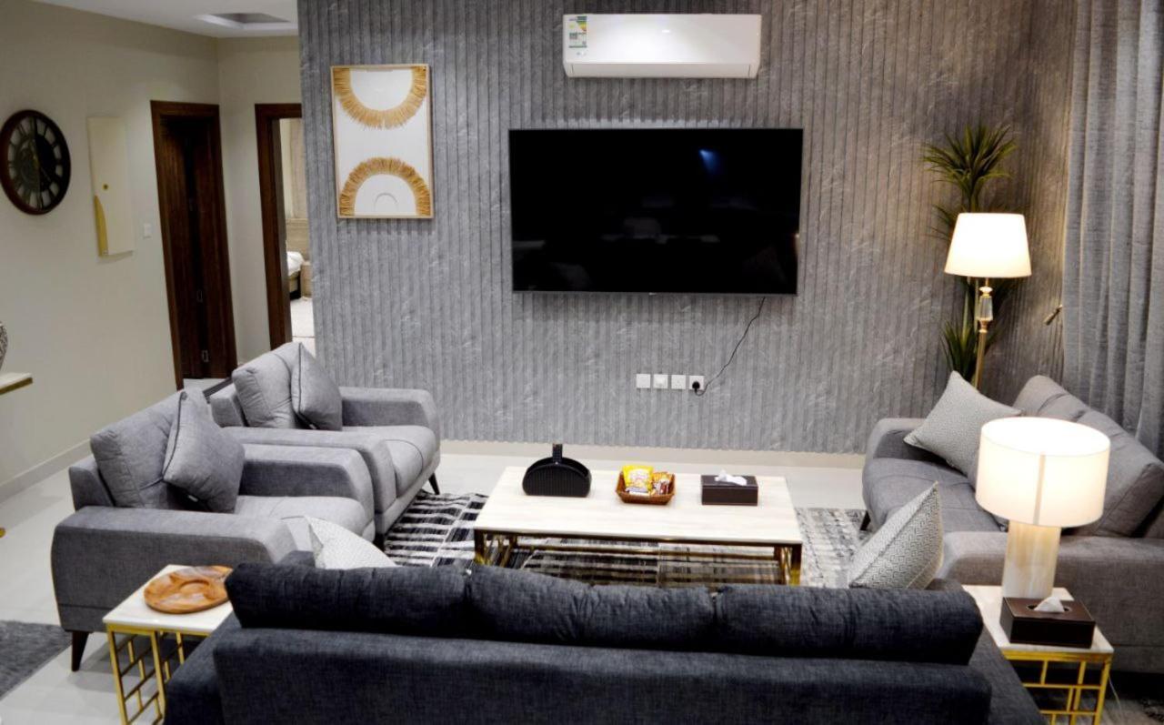 الشقق الفاخرة Modern Apartments Of 3 Bedrooms 5 Minutes To Haram Medina Kültér fotó